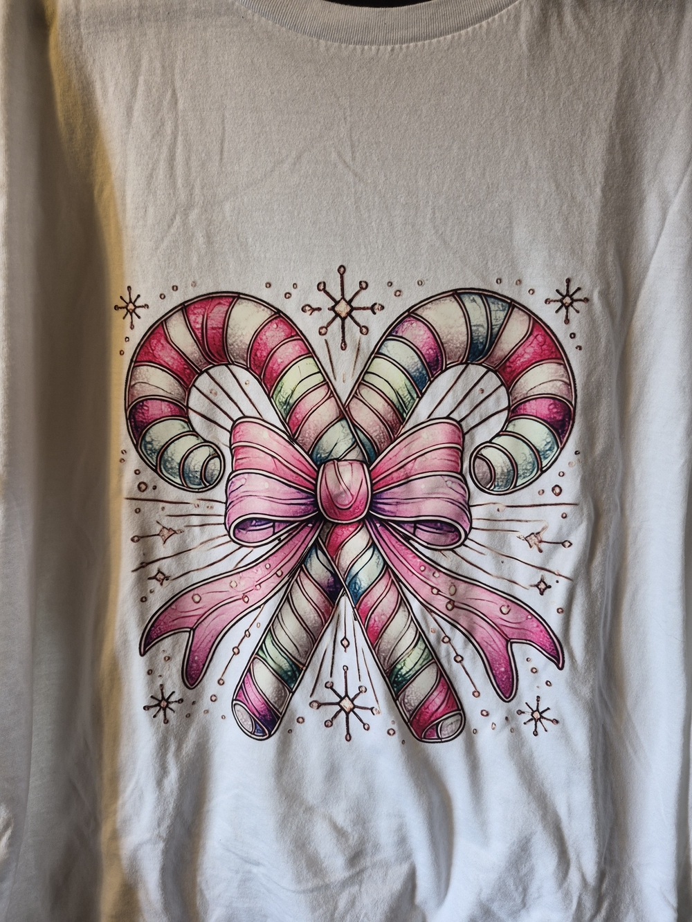 Arizona Jean Company White Tee with Pink Candy Cane Bow Graphic
